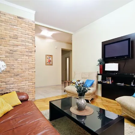 аpartment U Waterрark Daire *